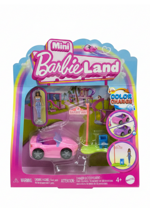 Mini Barbie Land Color Change Convertible Mattel - auto rosa descapotable, señal Barbie Way y mini muñeca, 4+