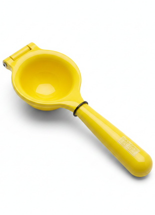 Baker's Secret Lemon Squeezer - Fondo Blanco