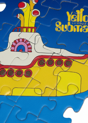 The Beatles Yellow Submarine puzzle piezas detalle submarino amarillo azul coleccionable