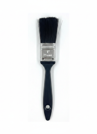 Brocha Instant 1" mango negro fondo blanco