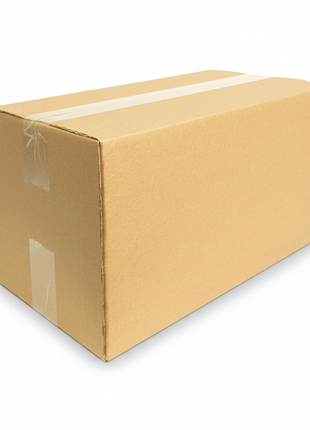 Caja de cartón fondo blanco profesional