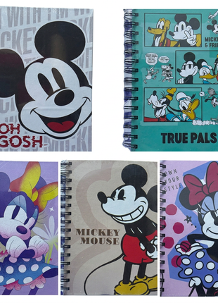 Cinco diseños de cuadernos con espiral de Mickey y Minnie