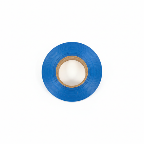 Cinta azul flagging tape fondo blanco