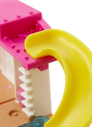 Detalle del tobogán de Mini BarbieLand