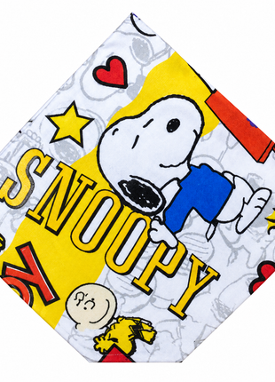 Diseño Snoopy sobre fondo blanco