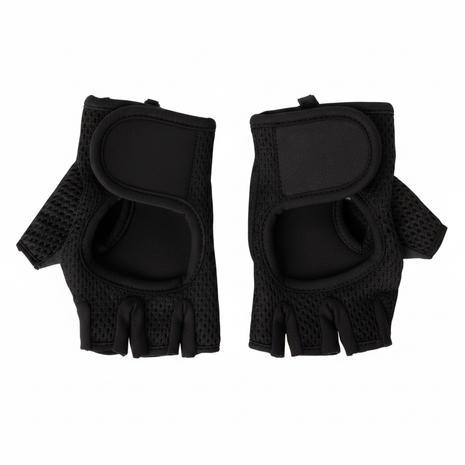 Guantes deportivos sin dedos negros par fondo blanco estudio, agarre reforzado para gym y crossfit Perú

