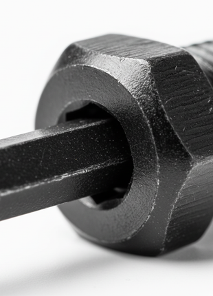 Llave allen PRETUL pavonada en tornillo hexagonal – acabado black oxide de alta resistencia a la corrosión

