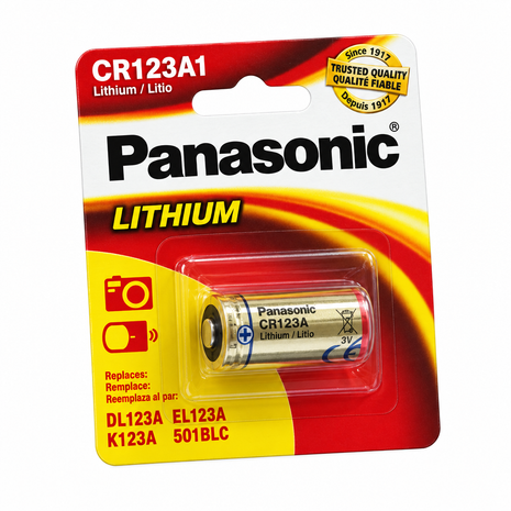Panasonic CR123A empaque blíster fondo blanco