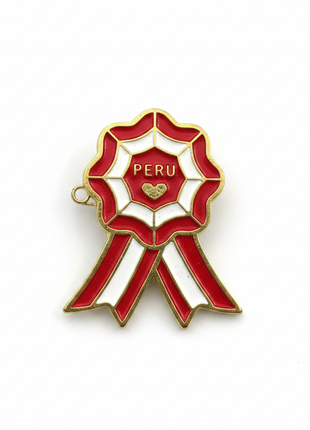 Pin escarapela Perú fondo blanco