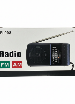 Radio R-998 fondo blanco