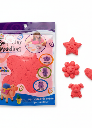 Soft Clay Modelling roja – flat lay con figuras moldeadas – arcilla ligera y esponjosa – proyectos creativos