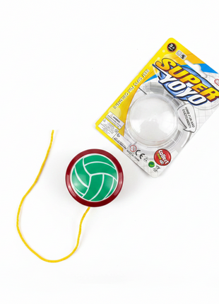 Flat lay Super Yoyo de plástico con cuerda – juguete clásico de coordinación y paciencia para niños y jóvenes

