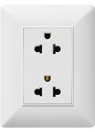 Detalle tomacorriente doble universal blanco – orificios para clavija plana y redonda – plástico resistente de alta calidad

