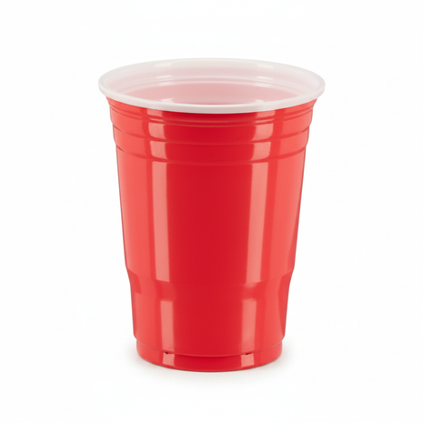 Vaso rojo con tapa blanca fondo blanco mejorado
