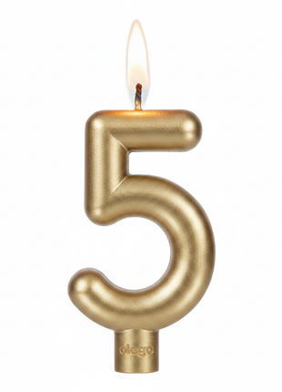 Macro vela número 5 cromada dorada Olego encendida – acabado metálico brillante para tortas y celebraciones

