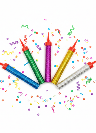 Flat lay velas volcán glitter Luyan 10cm pack x6 multicolor con confeti – decoración cumpleaños y eventos

